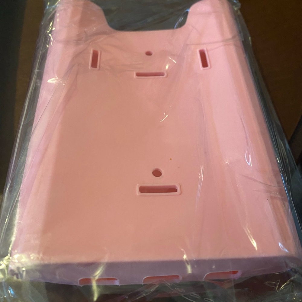 (1MC18) Pink Silicone Phone Holder for Boga & Similar Beach Bags New